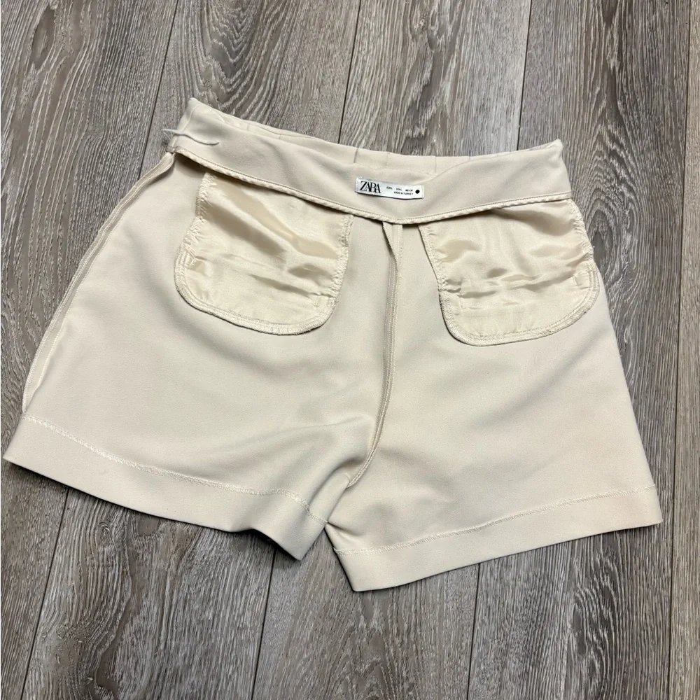 Zara Cream High Waist Women's Shorts - Picture 10 of 11